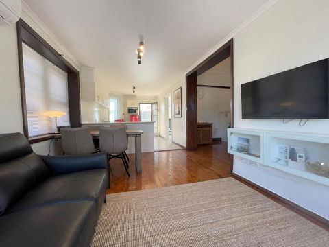 Globe Apartments - Accommodation Georgetown 3