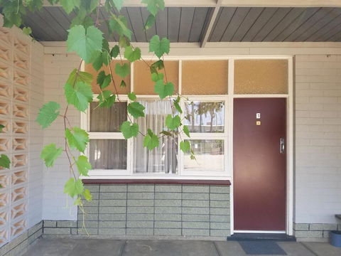 Glossop Motel - Accommodation Georgetown 1
