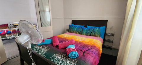Golden Mount Rest Townside - Accommodation Georgetown 0