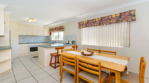 Gone Coastal - Three Bedroom Unit - Accommodation Georgetown 1