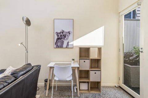 Gorgeous 2-Bed Victorian Home In Artsy Suburb - Accommodation Georgetown 3