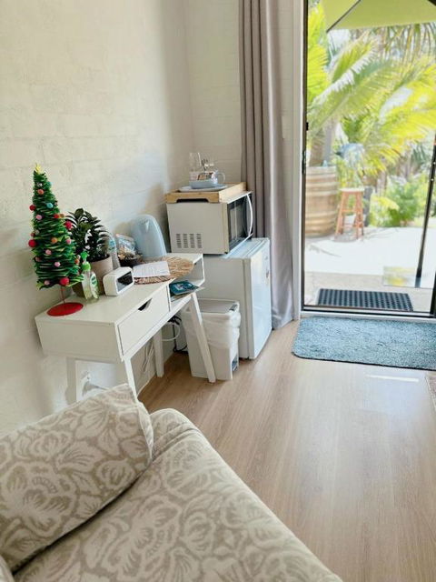 Garden View Single Ensuite Room - Accommodation Georgetown 4