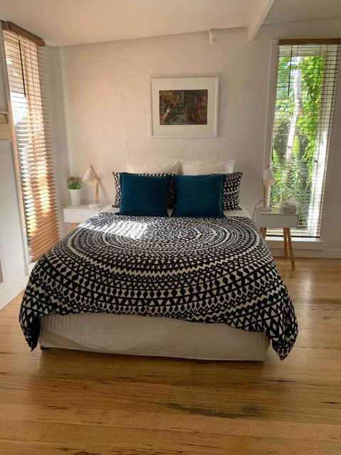 Garden Cottage St Kilda - Accommodation Georgetown 2
