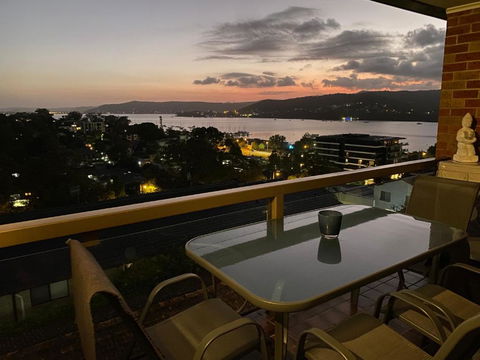 Gosfords Best Location With Views - Accommodation Georgetown 3