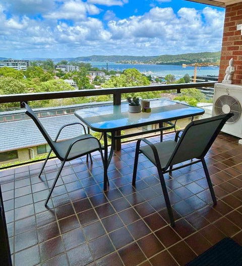 Gosfords Best Location With Views - Accommodation Georgetown 0