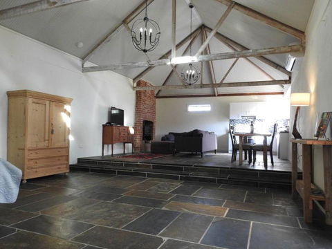 Grape Pickers Cottage - Accommodation Georgetown 0