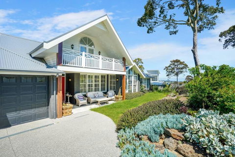 Great View House In Mt Eliza - Accommodation Georgetown 4
