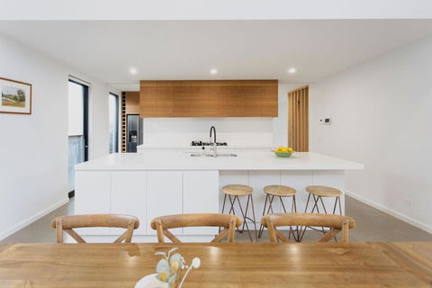 Greenview Luxe - Sleeps 7 - Deck & Firepit - Accommodation Georgetown 1