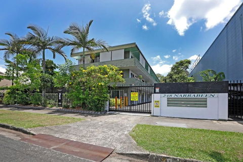 Ground Floor Easy Unit Close To City 4 - Accommodation Georgetown 1