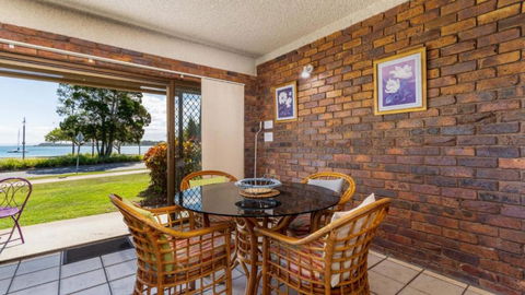 Ground Floor With Water Views And Pool! - Accommodation Georgetown 2