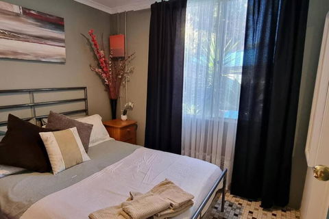 Guest House By The Beach - Accommodation Georgetown 1