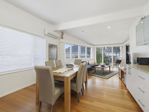 H2O Holiday Apartments Unit 13 - Accommodation Georgetown 2