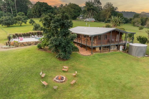 Grove Hinterland Retreat - 15 Mins To Beach - Accommodation Georgetown 4
