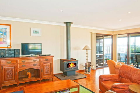 HAIS18G - Riverside Delight - Accommodation Georgetown 2