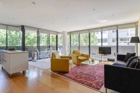 HAZEL Chapel St Socialite. Pool, Spa & Gym - Accommodation Georgetown 0