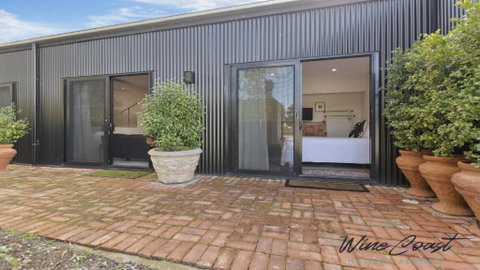 Hideaway Nook By Wine Coast Holiday Rentals - Accommodation Georgetown 1