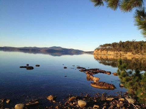 Impression Bay Lodge - Waterfront Property - Accommodation Georgetown 0