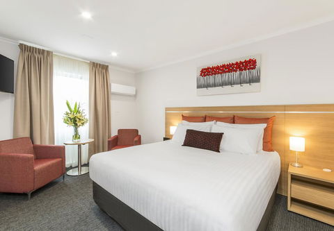 Adelaide Royal Coach - Accommodation Georgetown 1