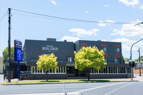 Adelaide Royal Coach - Accommodation Georgetown 0