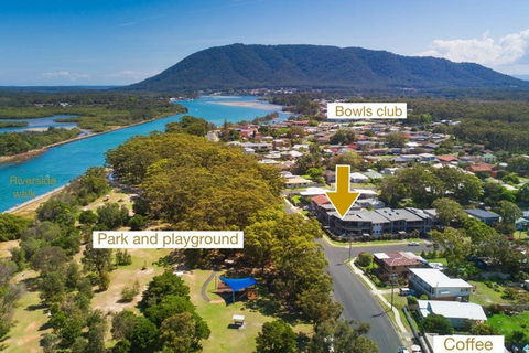 Ait Shona - Happy Place. Apt 10 Haven On The Park - Accommodation Georgetown 3