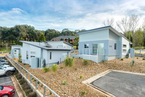 Albury Yalandra Apartment 2 - Accommodation Georgetown 2