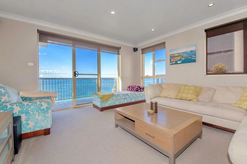 Alcheringa Unit 3 & 4, 32 Sandy Point Road - Accommodation Georgetown 0