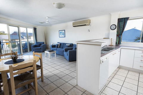Alexander Beachfront Apartments - Accommodation Georgetown 3