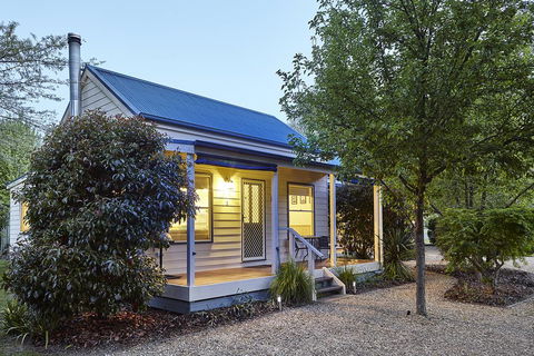 Alpine Valley Cottages - Accommodation Georgetown 0