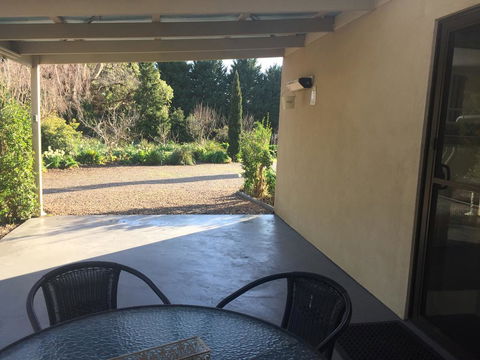 Altona Garden Retreat - Accommodation Georgetown 1