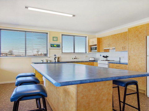 Amazing Aspects - Perched Above Tilbury Cove - Accommodation Georgetown 2