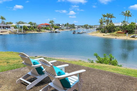 Amazing Modern Apartment On The Canal - Accommodation Georgetown 1