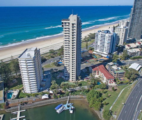 Amazing View In Surfers Paradise! Hidden Gem - Accommodation Georgetown 0