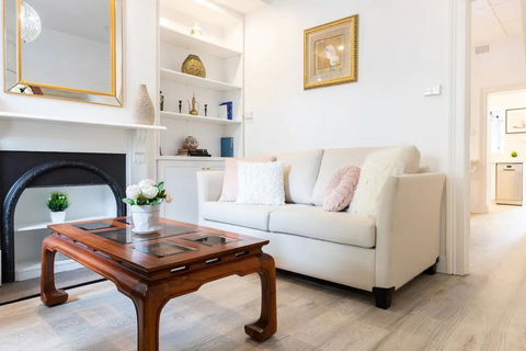 Amazing Waterview Terrace At The Rocks Sydney CBD - Accommodation Georgetown 0