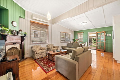 Ambiente Cottage - Pet And Family Friendly - Accommodation Georgetown 2