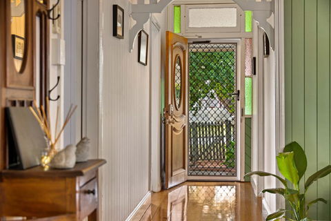 Ambiente Cottage - Pet And Family Friendly - Accommodation Georgetown 1