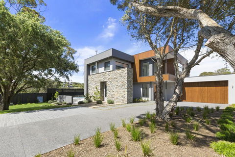 ANCHORAGE - MOUNT MARTHA - Accommodation Georgetown 2