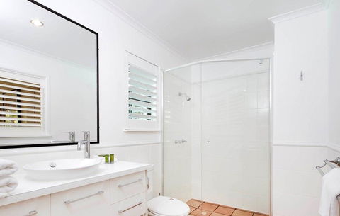 Apartment 1 - 20 Viewland Drive - Accommodation Georgetown 3