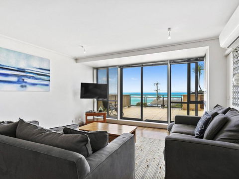 APARTMENT 12 PACIFIC APARTMENTS- Across From The Pier - Accommodation Georgetown 3