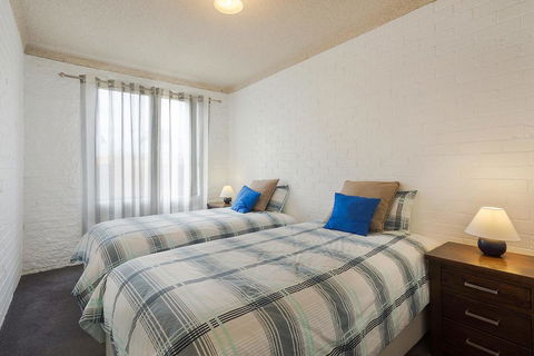 Apollo Unit 10 - Accommodation Georgetown 3