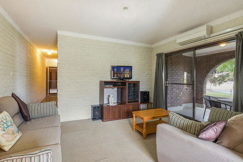 Apollo Unit 11 - Accommodation Georgetown 1