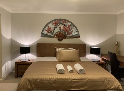 Apple House Truganina - Accommodation Georgetown 0
