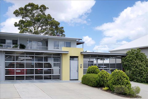 Applecross Riverside Apt - Accommodation Georgetown 1