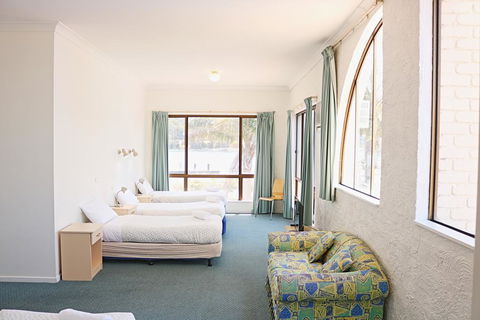 Aquarius Merimbula - Accommodation Georgetown 3