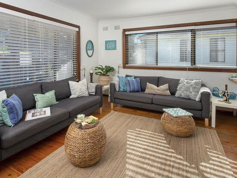 Araluen On Holden - Great Deck With Ocean Views - Accommodation Georgetown 1