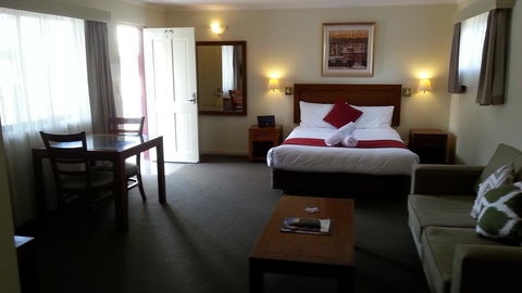 Armidale Pines Motel - Accommodation Georgetown 0