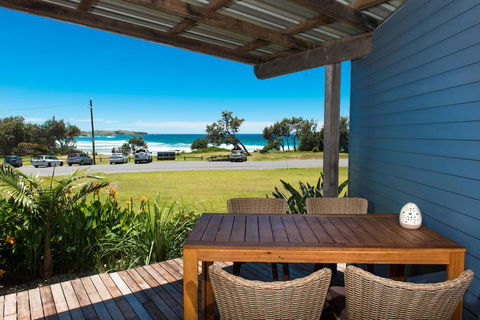 ArtHOUSE Beachfront Accommodation - Accommodation Georgetown 0