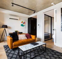 Artsy Apartment CBD City Views and Balcony - Accommodation Georgetown