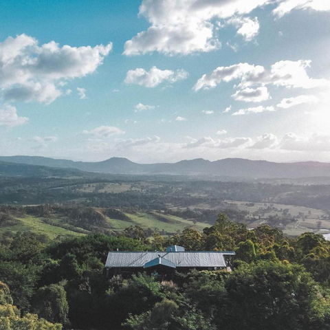 Luxurious Hinterland Guest House With HEATED POOL Sleeps 10 Brisbane Scenic Rim Gold Coast - Accommodation Georgetown 2