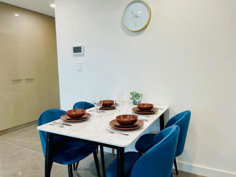 Macquarie Park High Level 2bed 2bath With Study Gym & Pool - Accommodation Georgetown 3