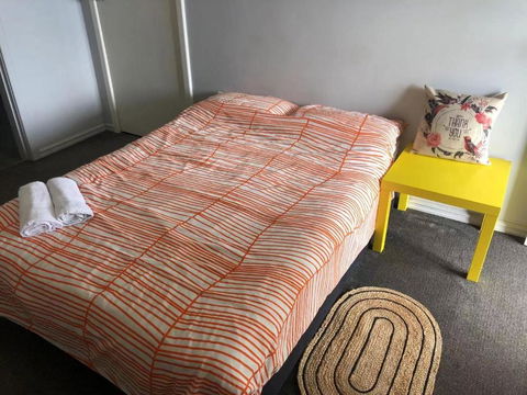 Maddington House Unit C - Accommodation Georgetown 2